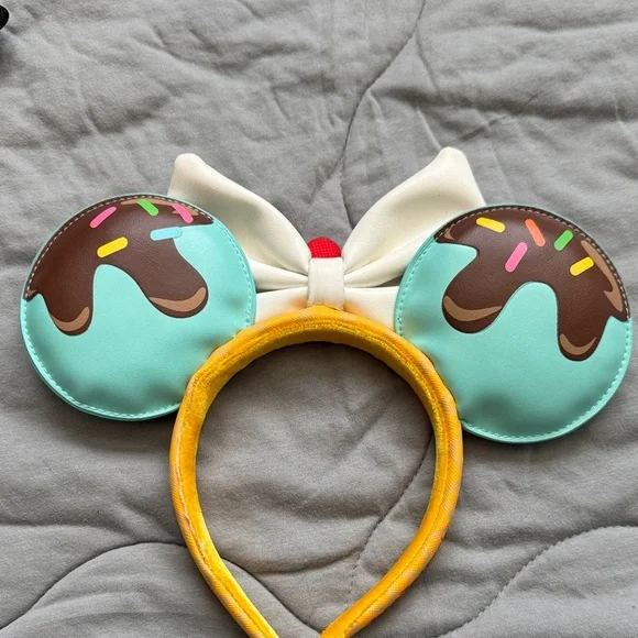 Loungefly Disney Ice Cream theme with Sprinkles  Headband - Picture 4 of 6